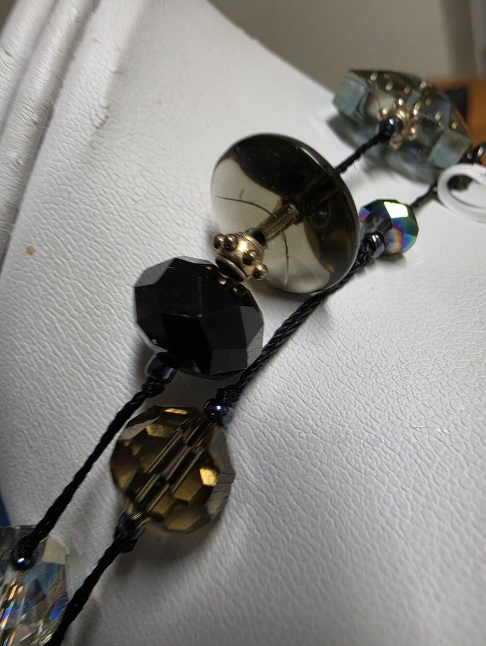 Vintage Premier Design Opera Length Faveted Glass and Acrylic Beaded Necklace - Picture 7 of 9